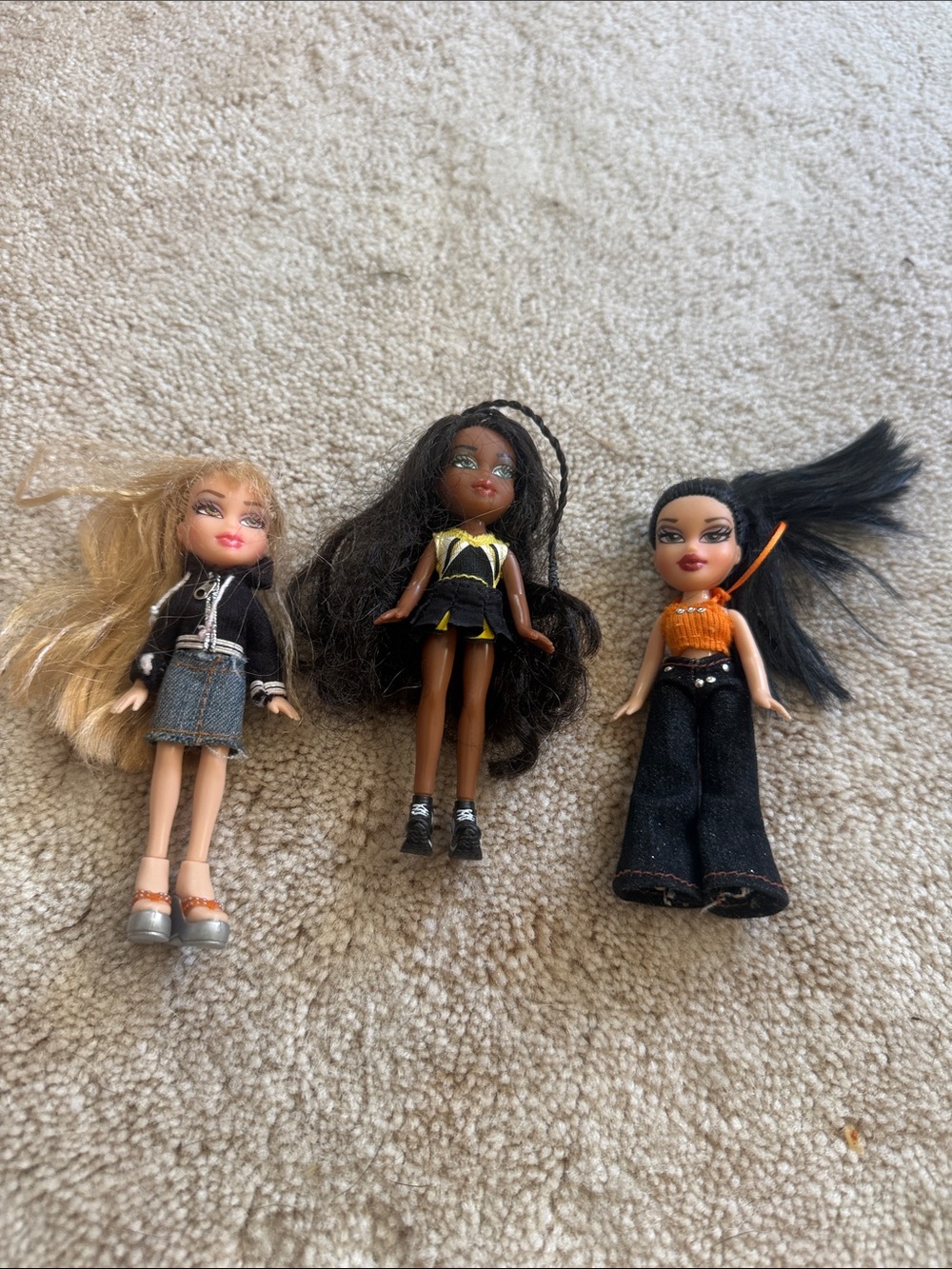 Set of 3 Fashion Dolls - Black, Blonde & Brunette lil bratzs
